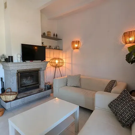 Vescomptat De Cabanyes: Poolside Retreat Near Sant Antoni De Calonge Holiday home *